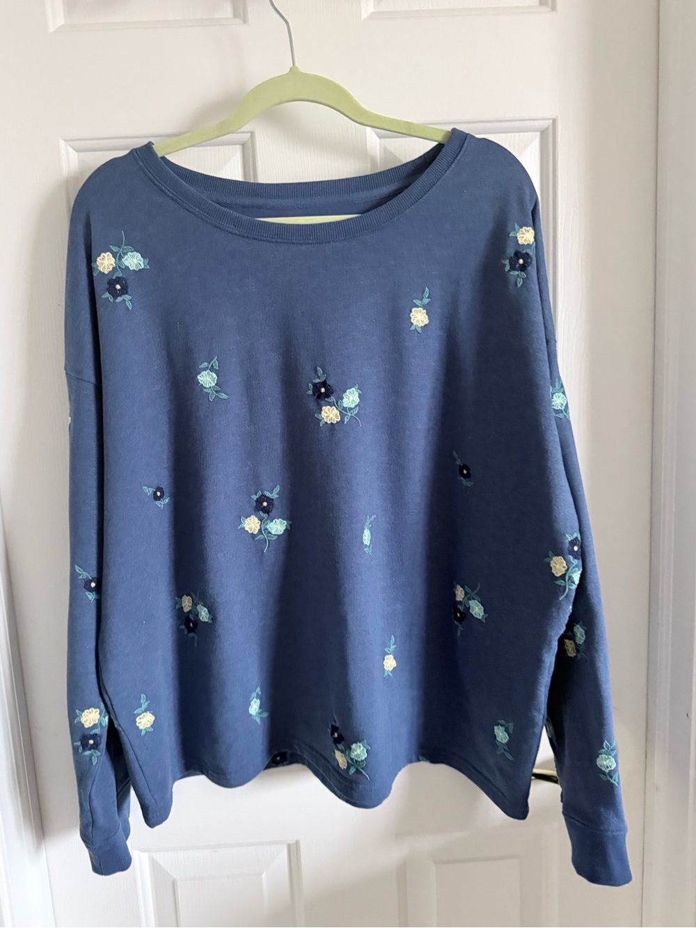 Women's Navy Blue Floral Embroidered Sweatshirt Cottagecore Artsy Whimsy Cosy